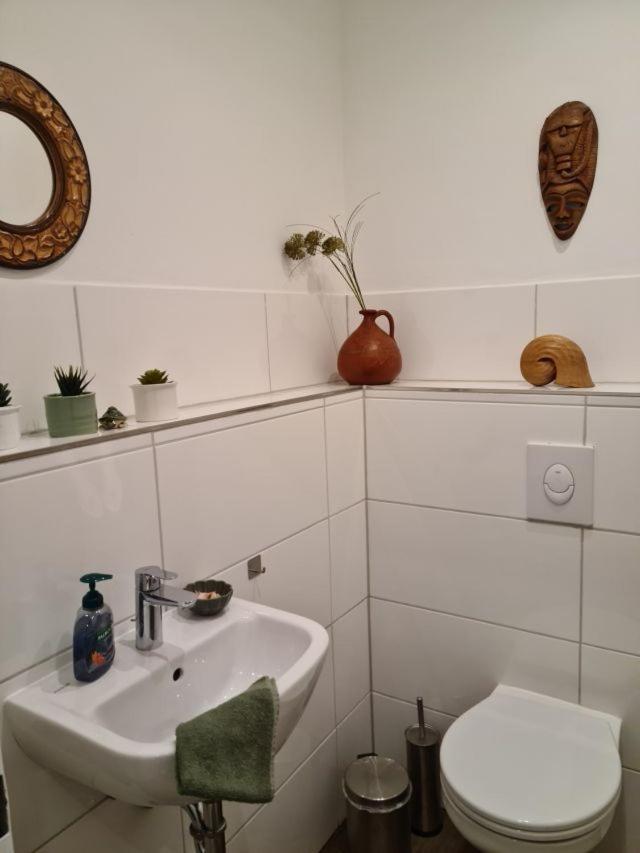 Pilgrims "Rosalie" Grosse Fewo Mit 3 Schlafzimmern, 1Bad, 2 Wc, Balkon, Fast Internet 布里隆 外观 照片