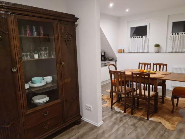 Pilgrims "Rosalie" Grosse Fewo Mit 3 Schlafzimmern, 1Bad, 2 Wc, Balkon, Fast Internet 布里隆 外观 照片